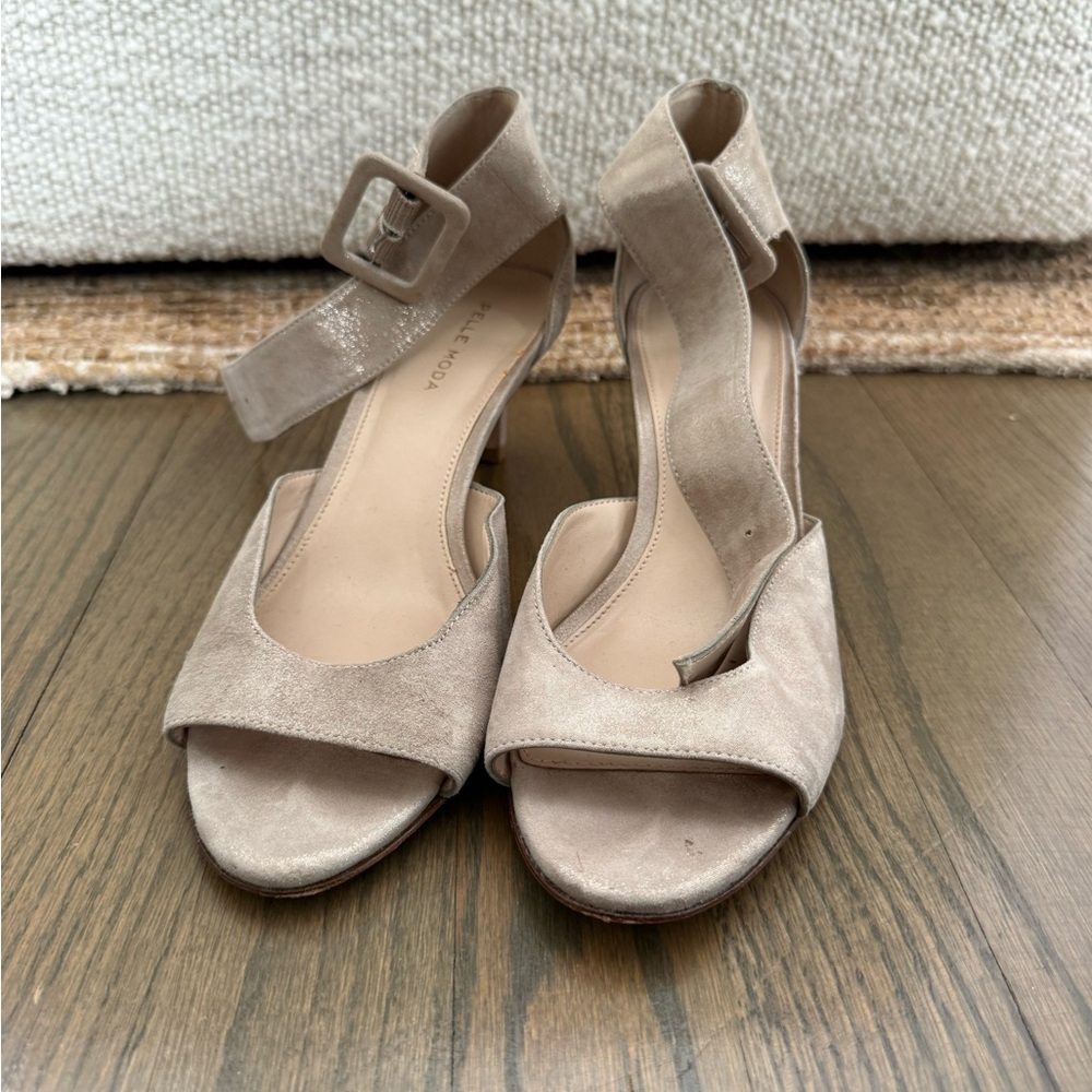 Pelle Moda Tan Heeled Sandals